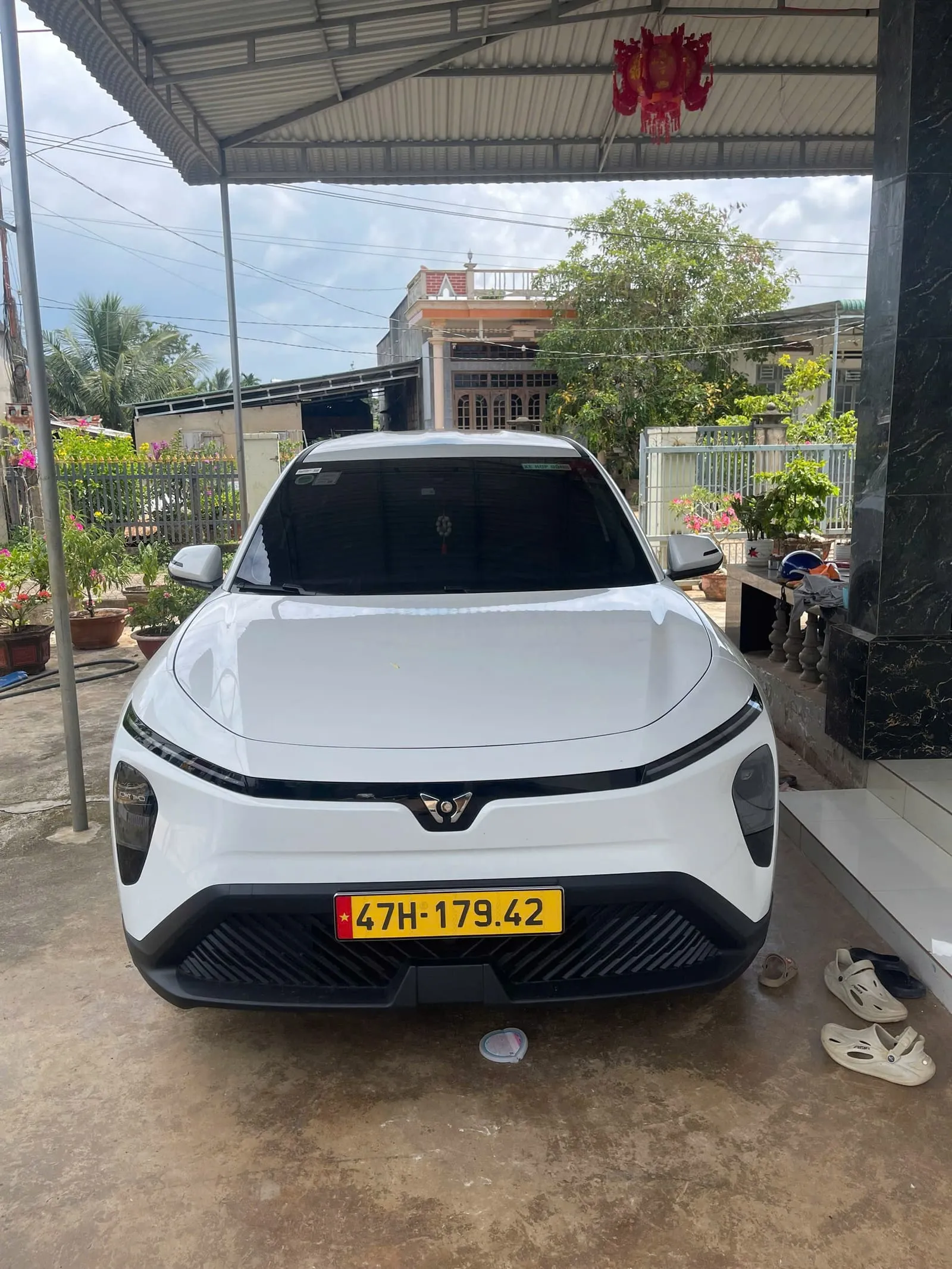 Xe điện VinFast Limo Green 7 chỗ của Taxi Điện Ea Phê